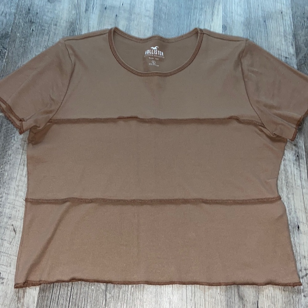 Tan/brown ribbed tee